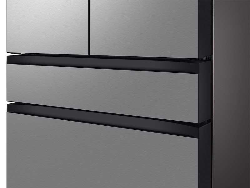 Bespoke 4-Door French Door Refrigerator (29 cu. ft.) with Beverage Center™ in Stainless Steel - Image 7
