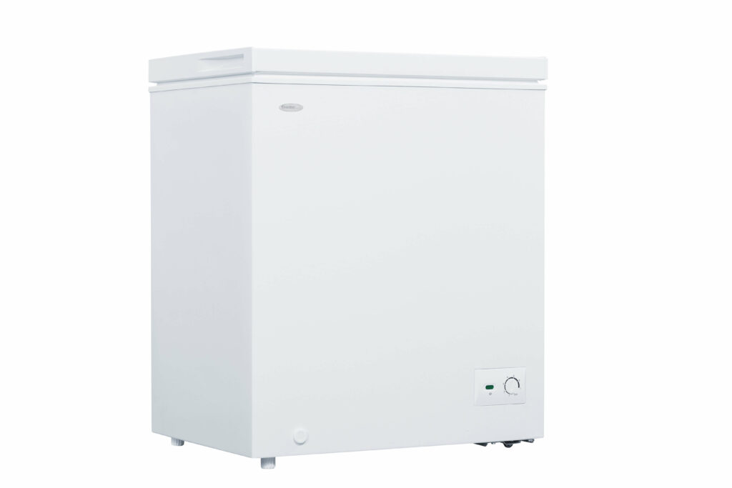 5.0 cu. ft. Chest Freezer in White - Image 2
