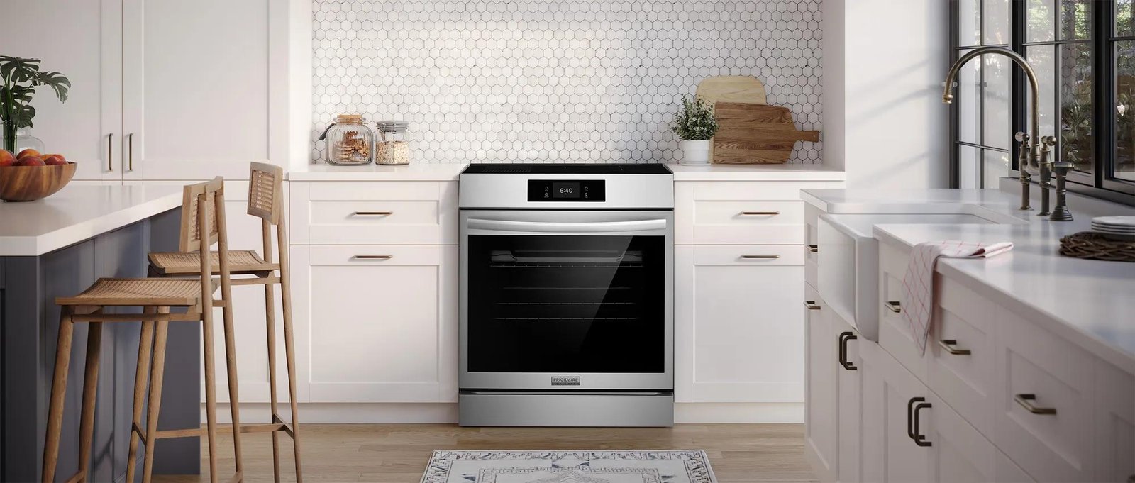 Frigidaire Gallery GCFI3070BF 30 Inch Front Control Induction Range, Stainless Steel